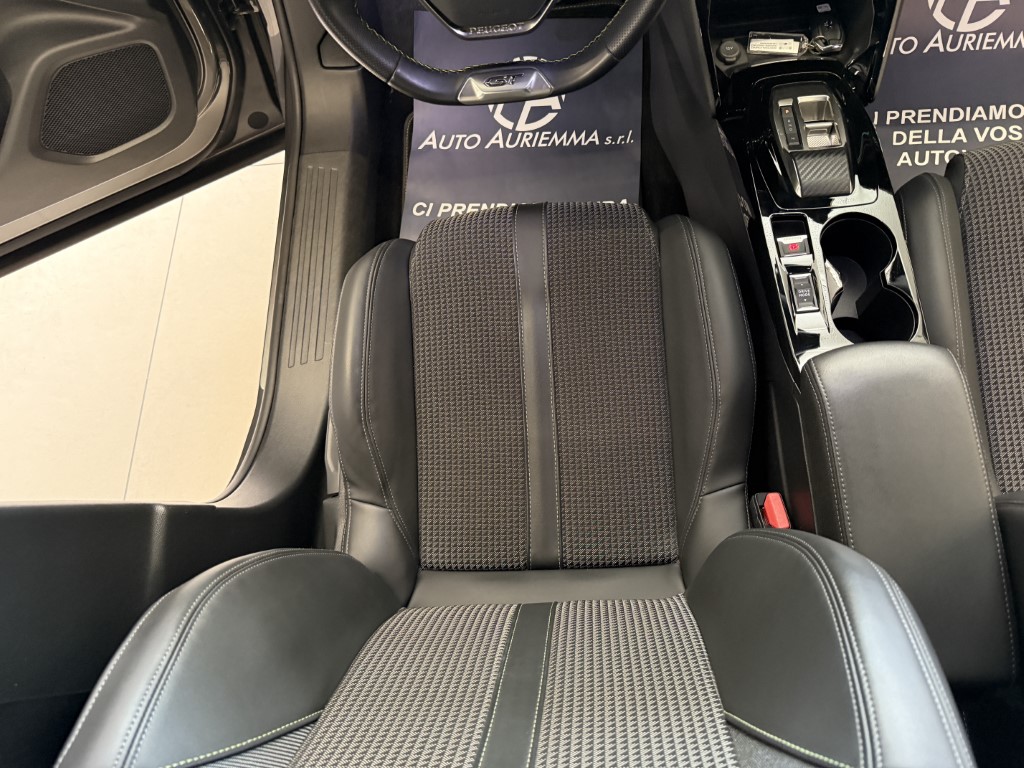PEUGEOT 2008 1.5 BLUEHDI 130 CV GT EAT8